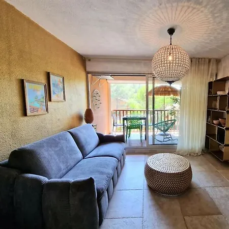 Appartamento Beau Studio, Moderne, Au Calme Avec Piscine Et Parking Privé Dans Résidence Arborée Sanary-sur-Mer