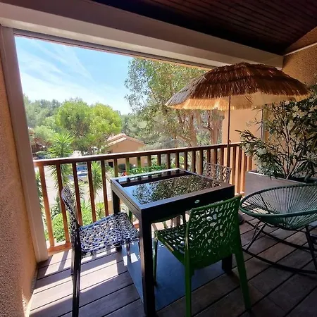 Appartamento Beau Studio, Moderne, Au Calme Avec Piscine Et Parking Privé Dans Résidence Arborée Sanary-sur-Mer